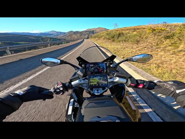 PRUEBO LA BMW R 1300 RS Y QUÉ BIEN VA ESTA MOTO...