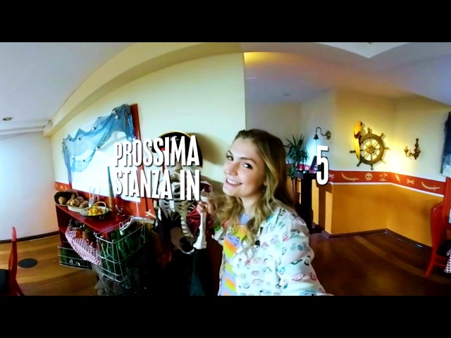 Monica Chef - Visita a 360° del set con Giulia