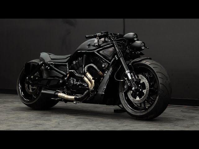 Revealing custom fat tire V-Rod build to an old friend