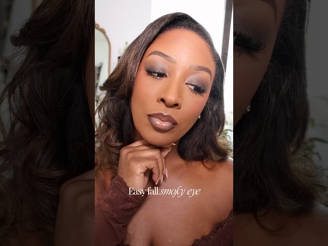 Easy Fall Smokey Eyeshadow Tutorial 🍁🍂 #eyeshadow #eyeshadowtutorial #fallmakeup #fallmakeuplook