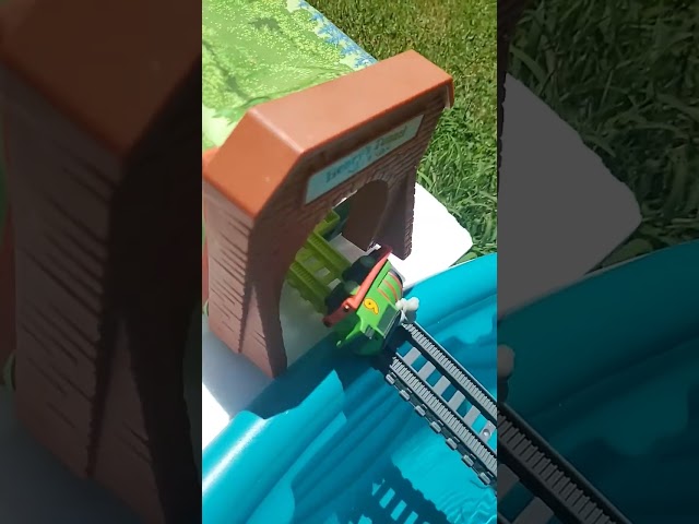 Down The Hill And Round The WOAH (Tonies Percy version)