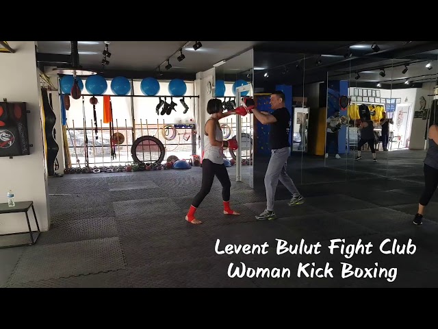 LEVENT BULUT FIGHT CLUB woman kick boxing