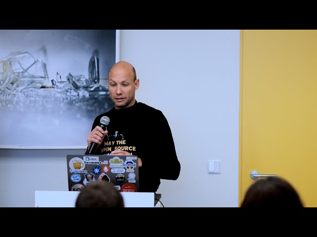 #FOSSBack: Dotan Horovits – OpenDevRel: Tales of Developer Relations in Open Source