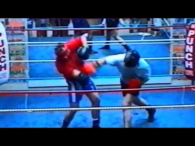 Tough sparring v Reptons Alan Edwards, with Bobby Frankham, Ricky English and Elliott Matthews.