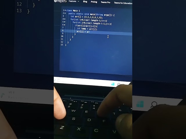 Sorting in Java (Bubble sort)(Descending order) #java #programming #coding #shorts #youtubeshorts