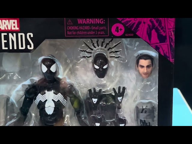 New Marvel Legends at the Hasbro Booth at SDCC 202