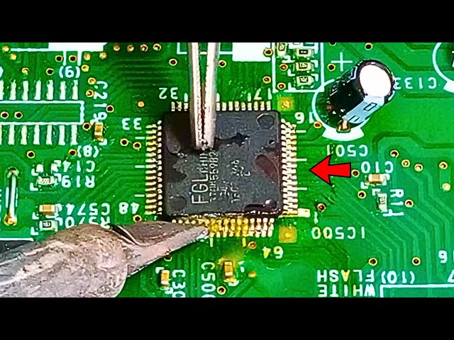 How to Solder 64 Pin SMD Microcontroller IC In 2 Minutes
