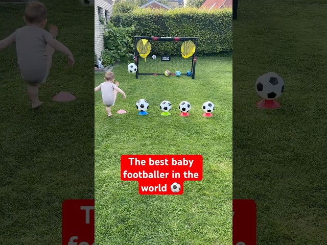 Baby football training ⚽️❤️🍼🔥 #football #soccer #baby #iamluan10