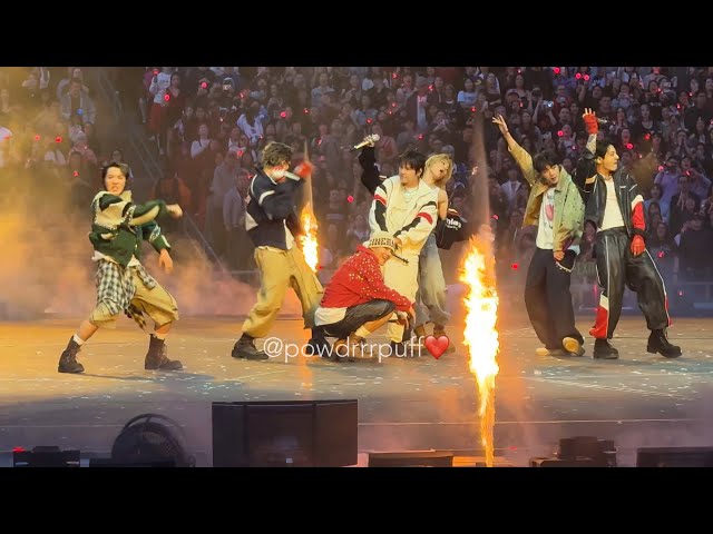 260516 - FYA + Fire - BTS - STANFORD D1 - 4K 직캠 FANCAM