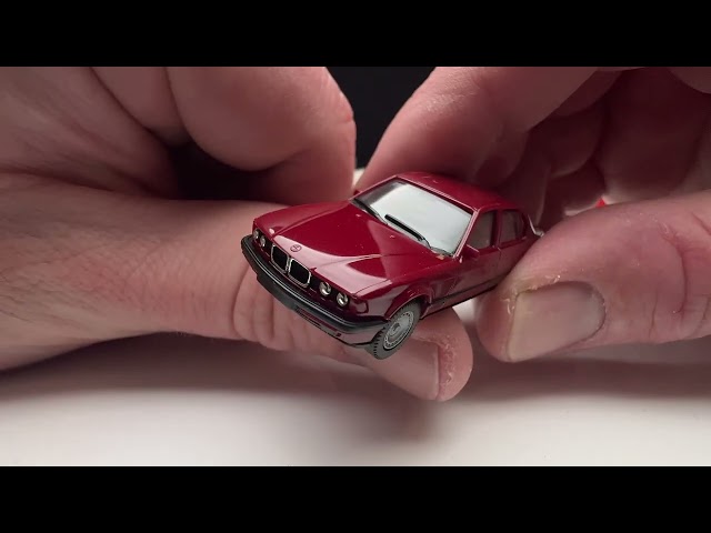 Coches a escala 1:87: ¿Más detalles que los de escala 1:64?