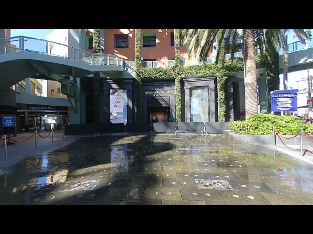 CityWalk Hollywood Fountain - 180 3D test