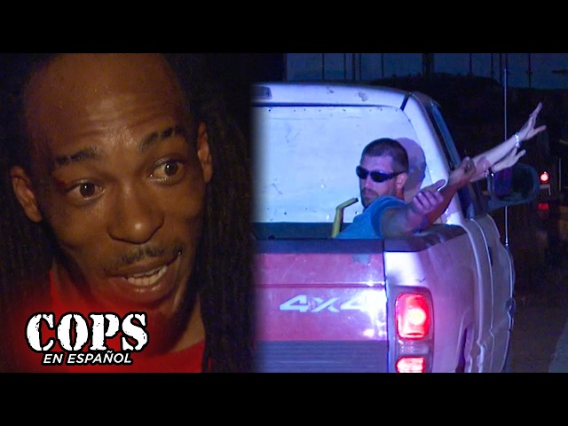 KISS AND MAKEUP | Season 30 Episode 31 | COPS in SPANISH