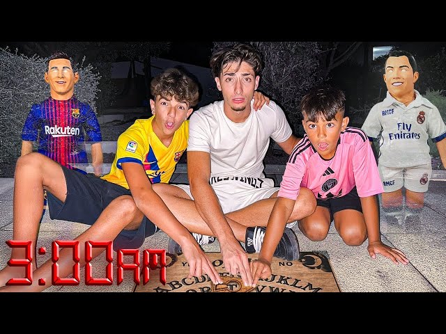 LOS MUÑECOS de MESSI Y CRISTIANO SE EMPEZARÓN a MOVER SOLOS...