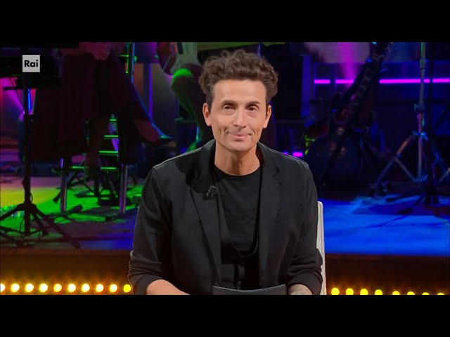 Dallo psicologo con Angelo Pintus - Raiduo con Ale e Franz 30/12/2024
