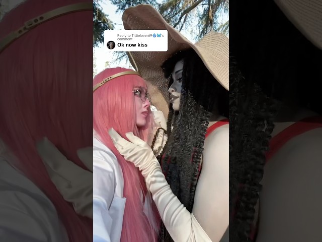 Marceline and Bubblegum🩷 @earthylien #adventuretime #marceline #bubbline #princessbubblegum