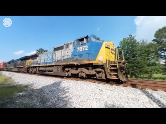 Dash Eight Leads Stack / Trailer Train - 360° View