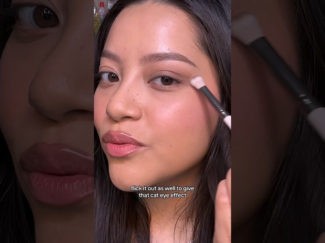 Easy eyeshadow tutorial for beginners!