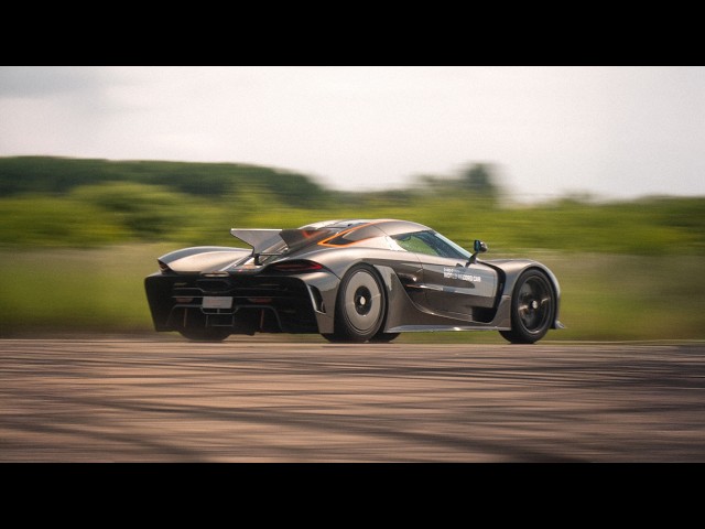 KOENIGSEGG Jesko Absolut Sets New Production Car Standards for 1/4-Mile and 1/2-Mile