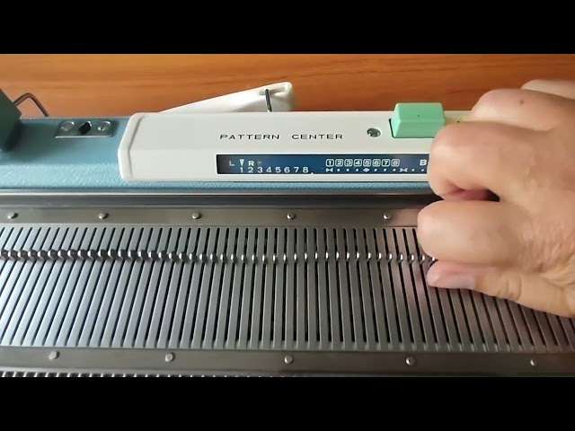 KH585 Pushbutton Knitting Machine demo