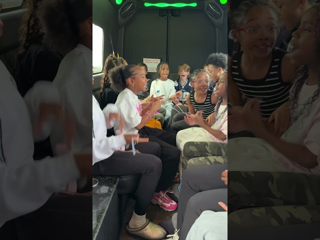 Third grade field trips really do be lit 🤷🏾‍♀️😂 #shorts #greysworld