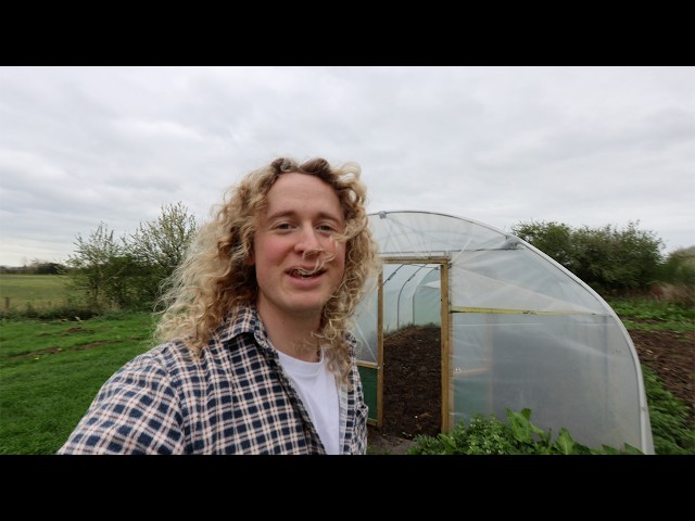Building a self-sufficient garden + step-by-step shortcrust pastry - From Scratch with Bob