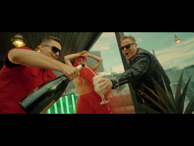 AG x Laura Põldvere - Templiga viisa