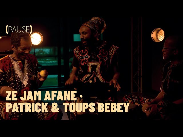 PAUSE · Ze Jam Afane, Toups et Patrick Bebey