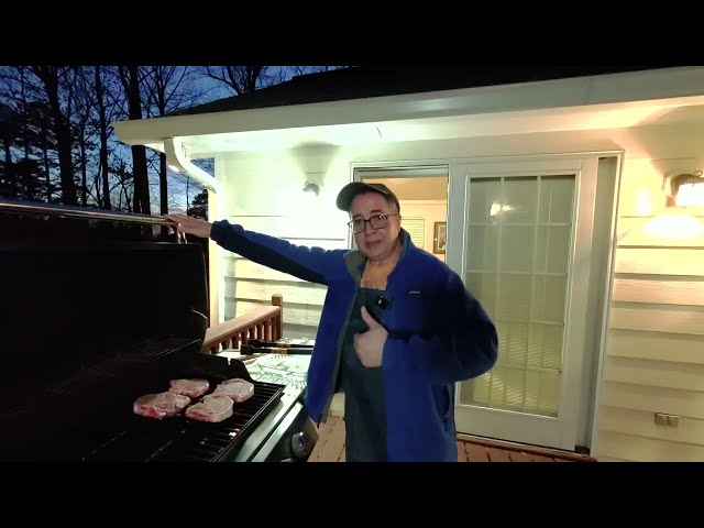3D VLOG 180VR: Grilling Pork Chops! #grilling