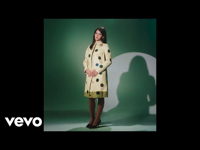 SIENNA SPIRO - Die On This Hill (Audio)
