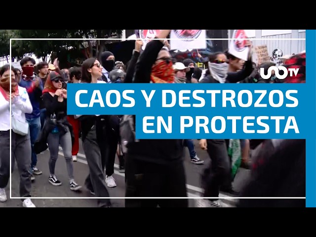 Protesta por desapariciones termina en enfrentamientos y saqueos en CDMX