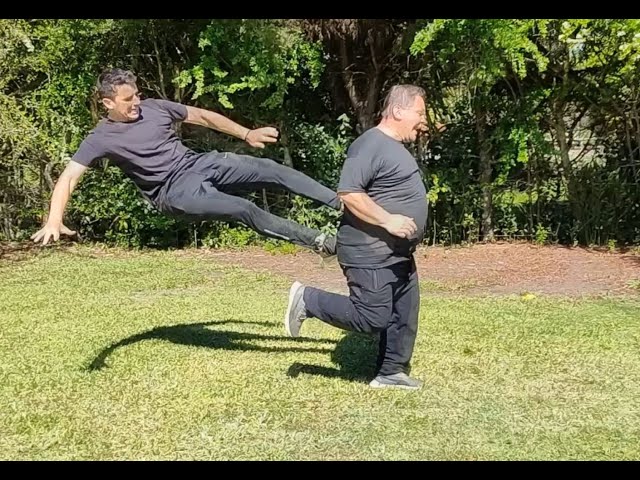 Tremendous and fun self-defense against wrist grabs.