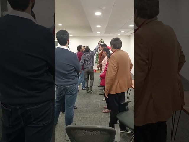 Corporate Games, kitty party games, fun games,office games, fun friday. iski topi uske sar