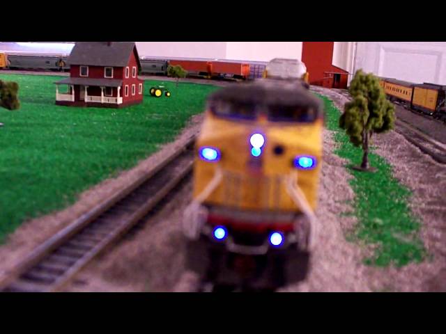 Review of Broadway Limited Paragon 2 Series AC6000CW with DCC and Sound in UP scheme