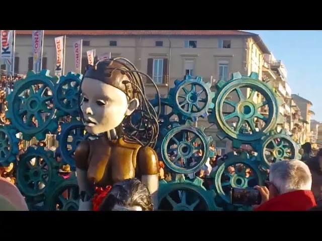 Viareggio carnival, Carnevale di Viareggio. maschere isolate, 21 febbraio 2026. My Italy 563bis