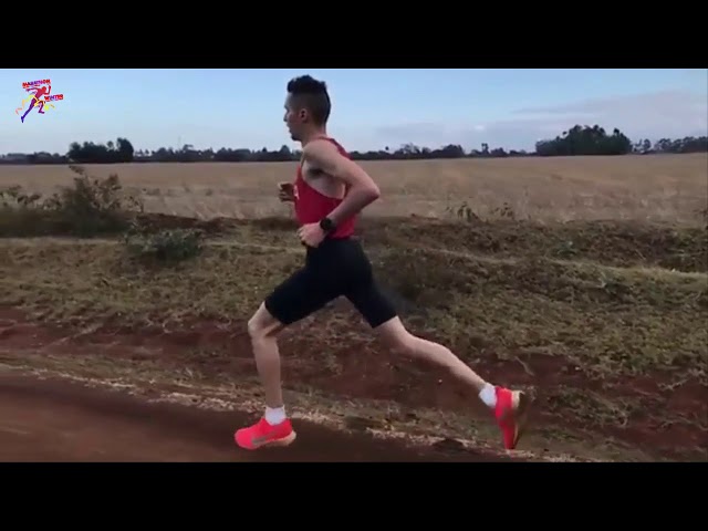 JULIEN WANDERS FORM RUNNING!