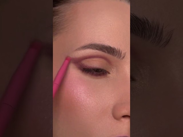 Easy makeup tutorial ✨️😍 #makeup #softglamlook #eyemakeup #shorts
