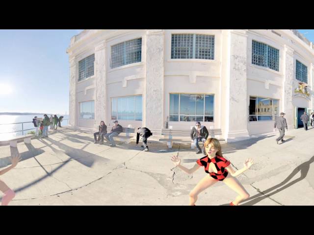 YT 360 VR - Rendered in Daz Studio - Free kit today ( Use your Mouse to look around! )