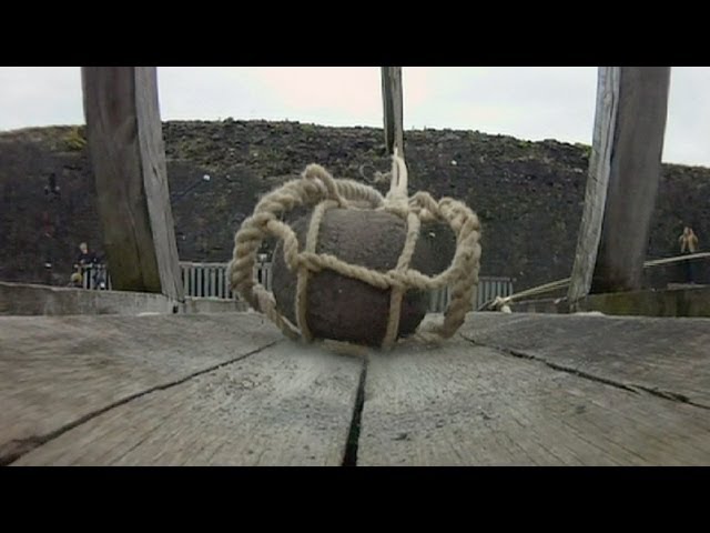 Trebuchet Siege Artillery - Battle Castle with Dan Snow