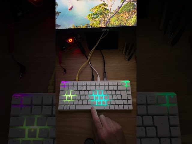 The Raspberry Pi 500+ keyboard can run Games! Programmable Rp2040 led Gateron blue KS-33