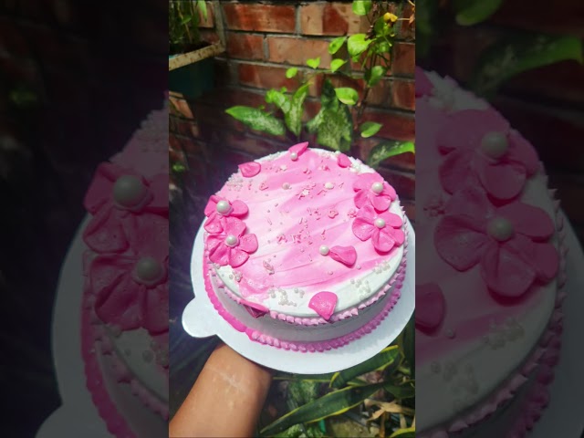 Quite Design Cake😘🎂#birthdaycake #cakedecoration #homemadecake #bachchufoodcorner