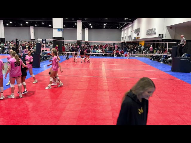 GrandSlam D2M3 MOD 17 Gold vs Wisconsin Elite 17 Elite