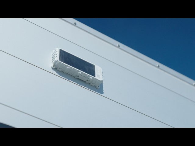 T Comm Solar Unit Engels