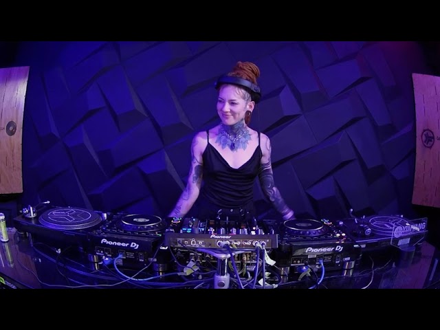 hard bounce & hardtechno | 160 bpm - dj set | Ariadne