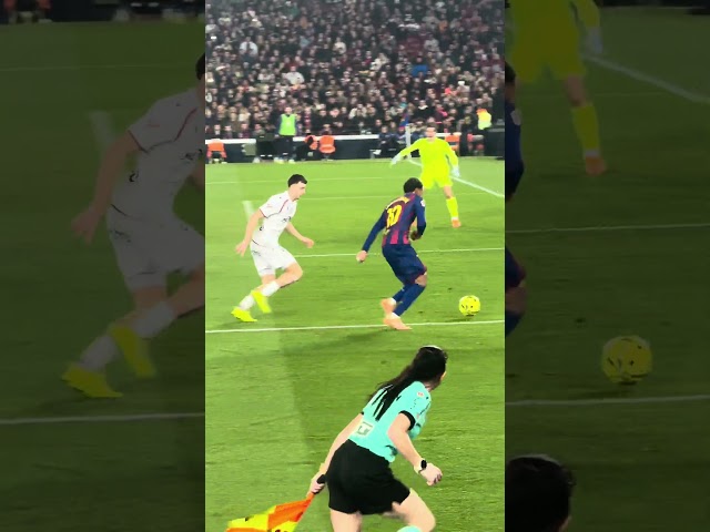 This was Lamine Yamal's reaction to a referee