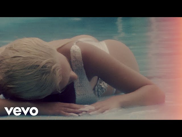 Bad Gyal - Skit (Visualizer)