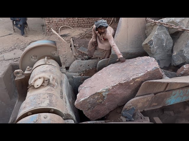 INSANE Rock Crusher Jam! Massive Boulder Stuck & Cleared by Hand | Satisfying Crushing 4K 