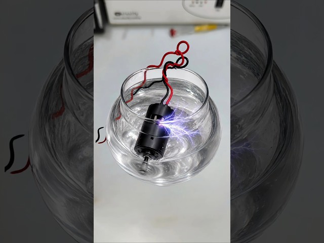 Aquarium Ke Andar 775 Motor Ka Sabse Crazy Test! 💦⚡