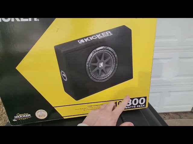 Análisis del subwoofer KICKER 43TC104 Comp 10 en caja de perfil delgado