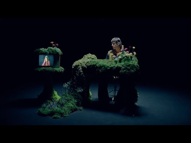 MALVAS - Leo Rizzi, Paty Cantú