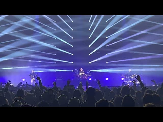 Muse - “Hysteria” - Live in Minneapolis